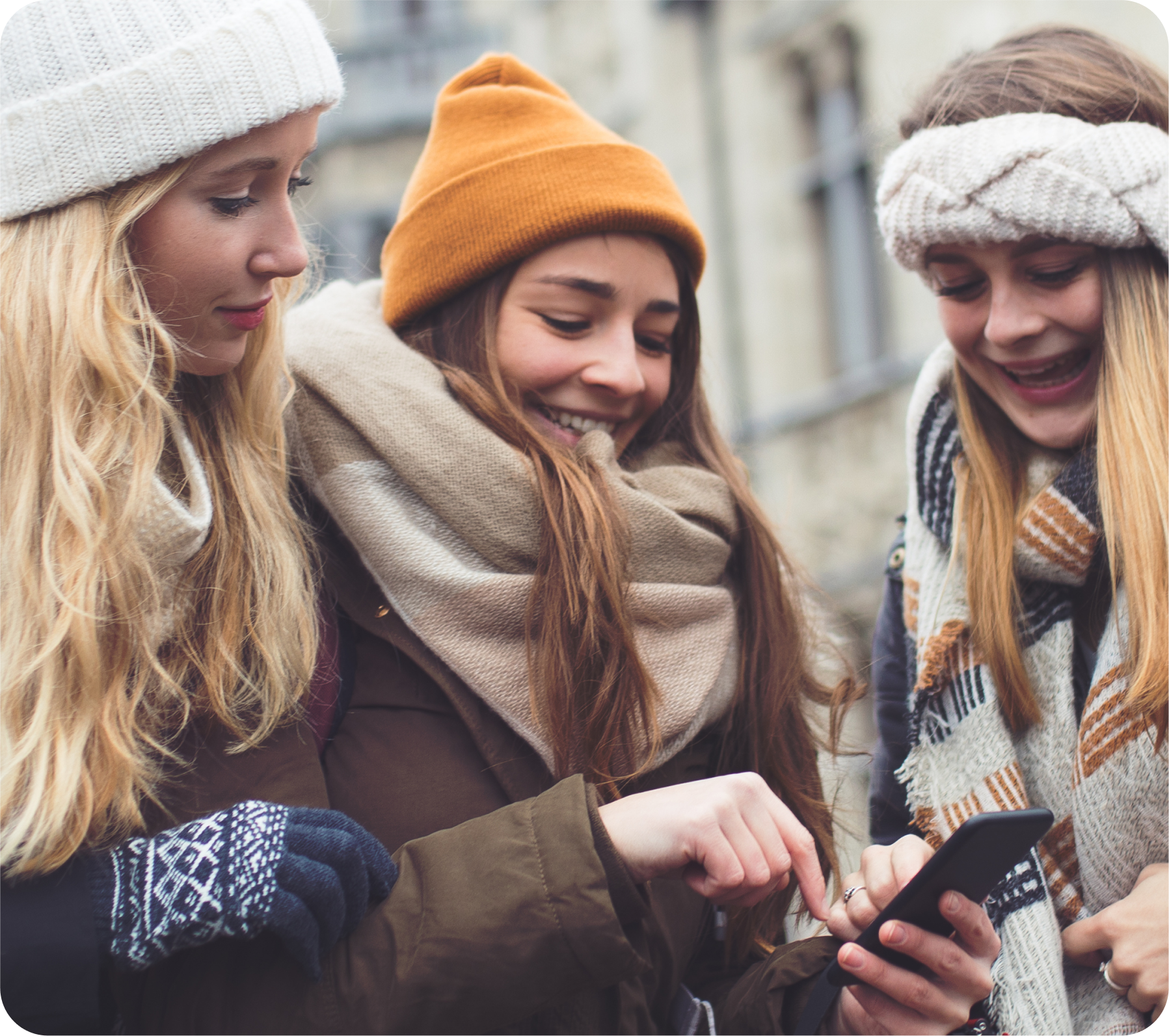 Épargnez avec vos amis, vos collègues ou votre famille